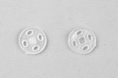 Кнопки пришивные пластиковые 10 мм, блистер 24шт, цв.-прозрачные - купить в Кирове. Цена: 48.41 руб.